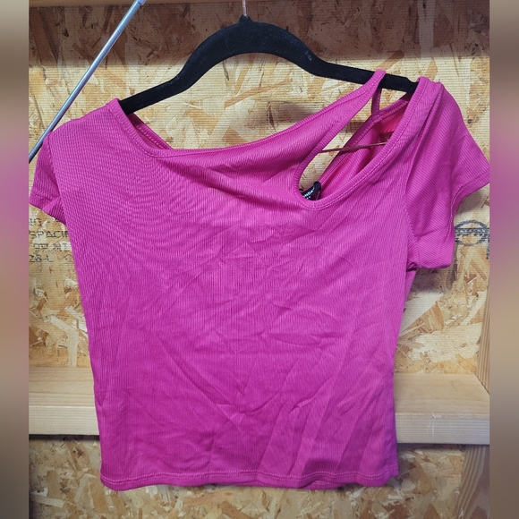 See You Monday NWT Women's Pink Cut-Out Top Size‎ Large - Picture 1 of 5